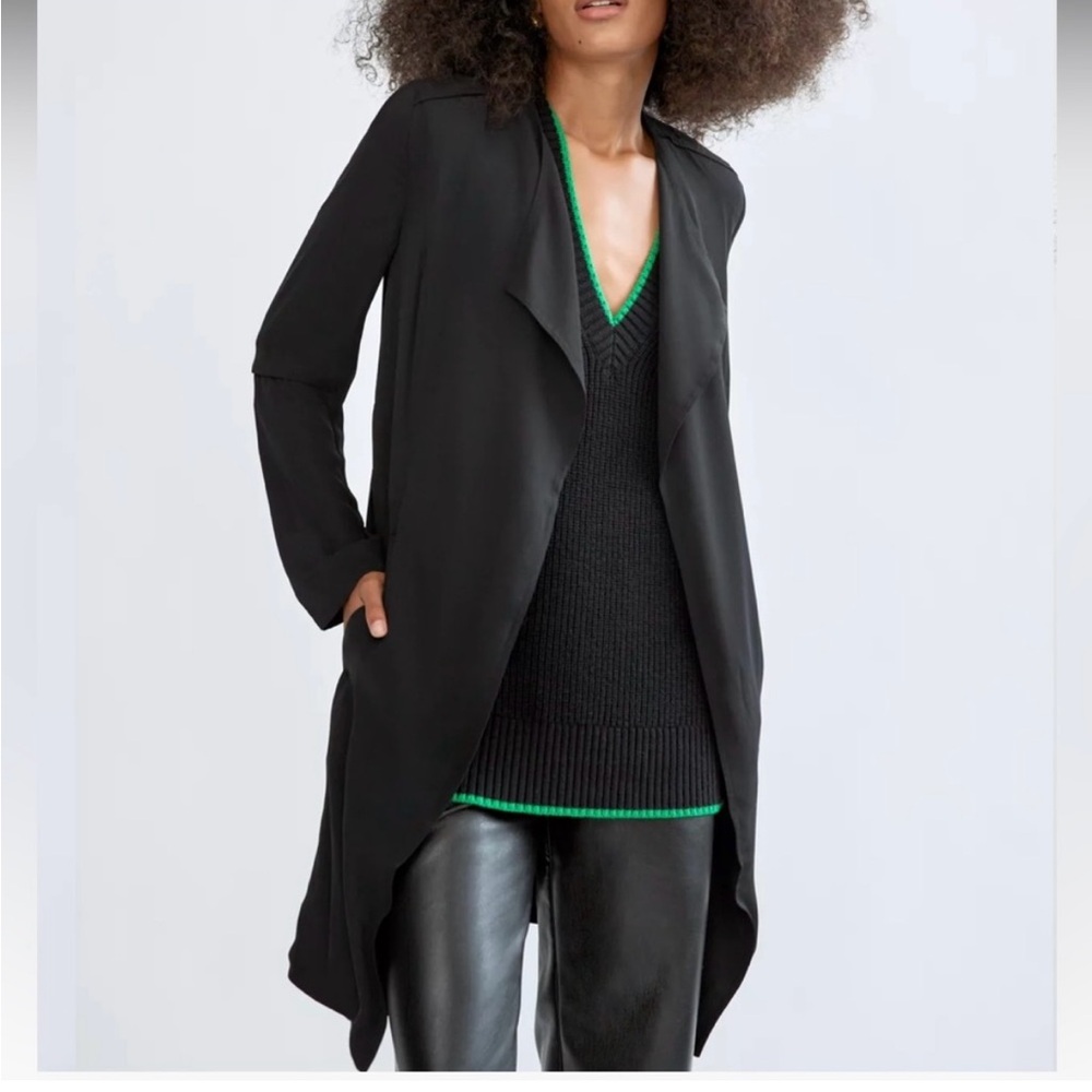 Aritzia Babaton Black Belted Trench Coat Small
